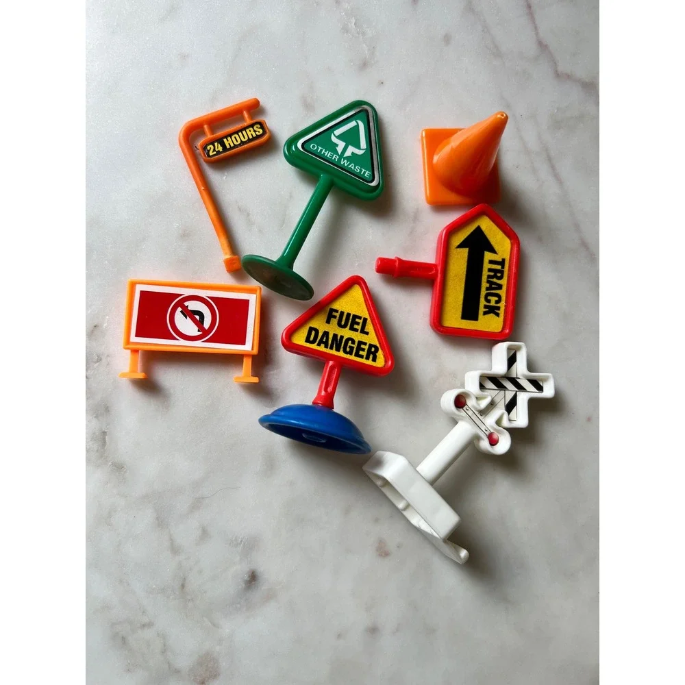 Vintage Realistic Traffic Toy Signs For GeoTrax or Locomotive Construction Sets